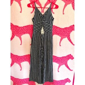 💙Hollister Jumpsuit💙